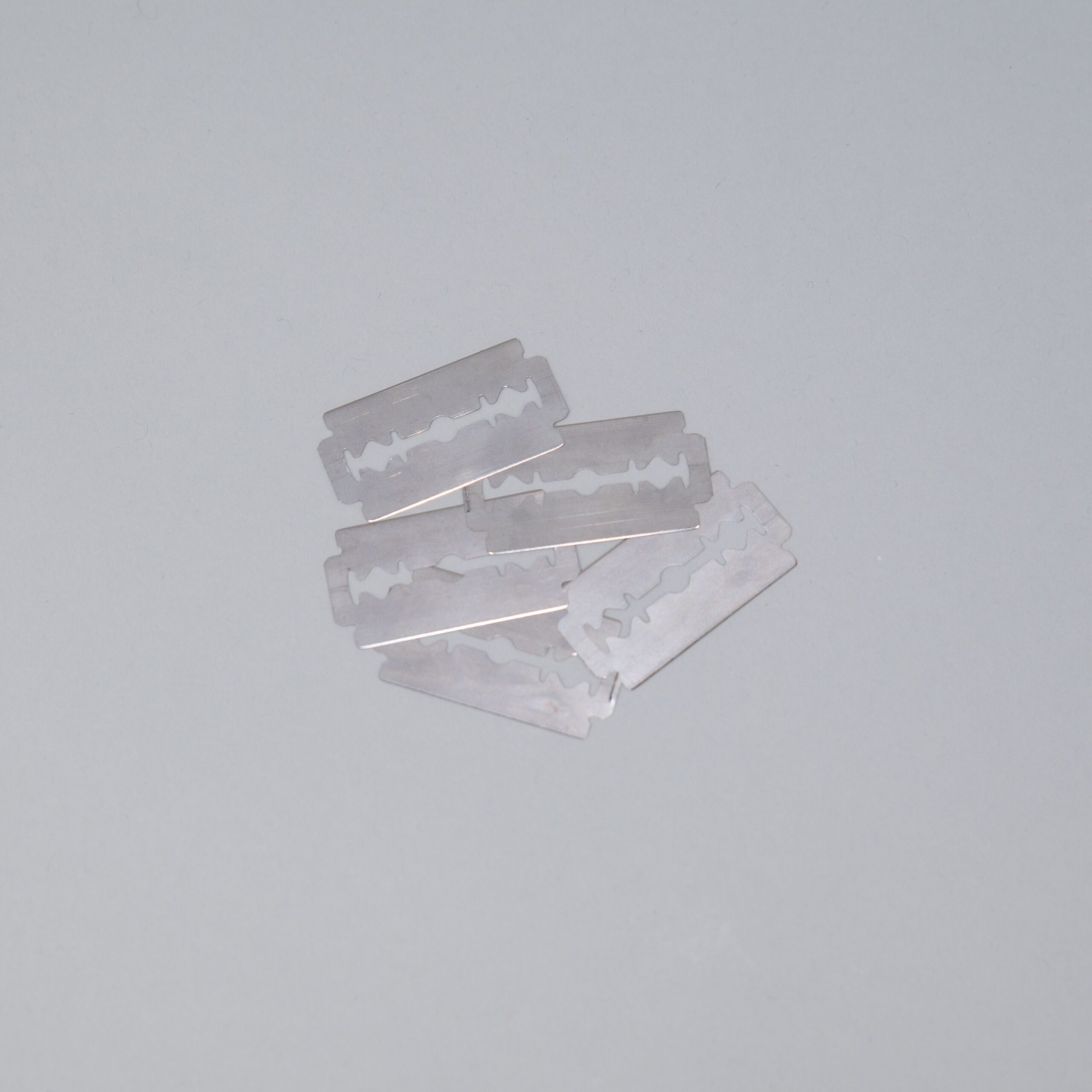 Razor Blade Refills (Pack of 50) - Image 2